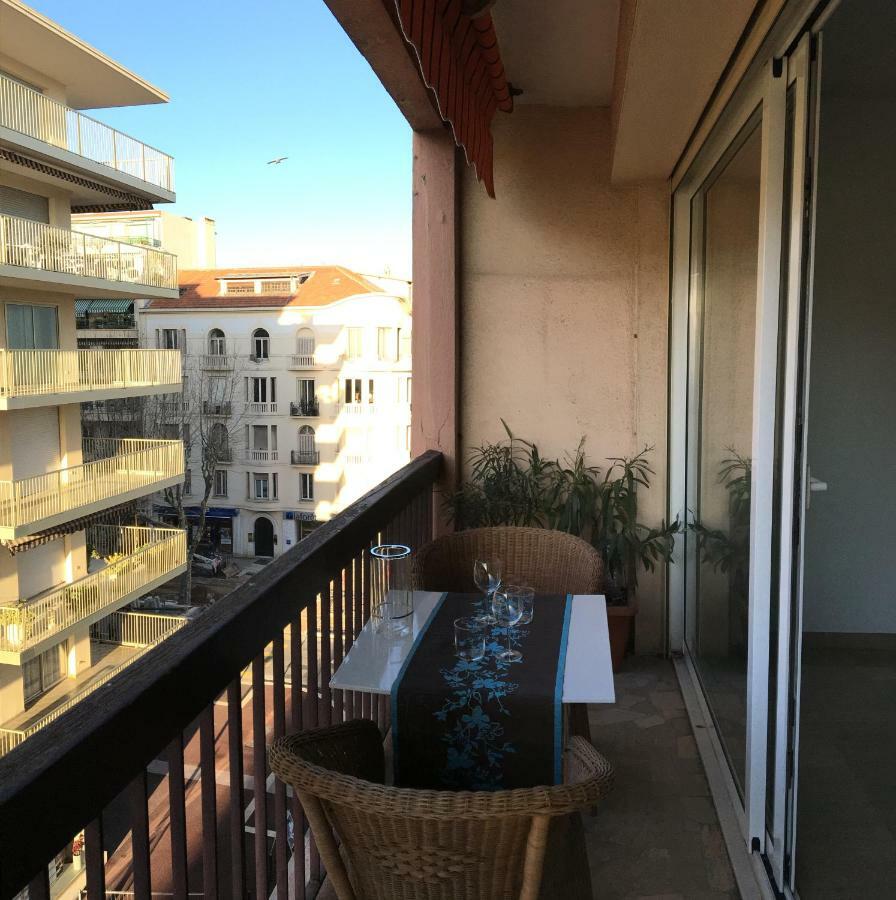 Roi Chevalier Leilighet Antibes Eksteriør bilde
